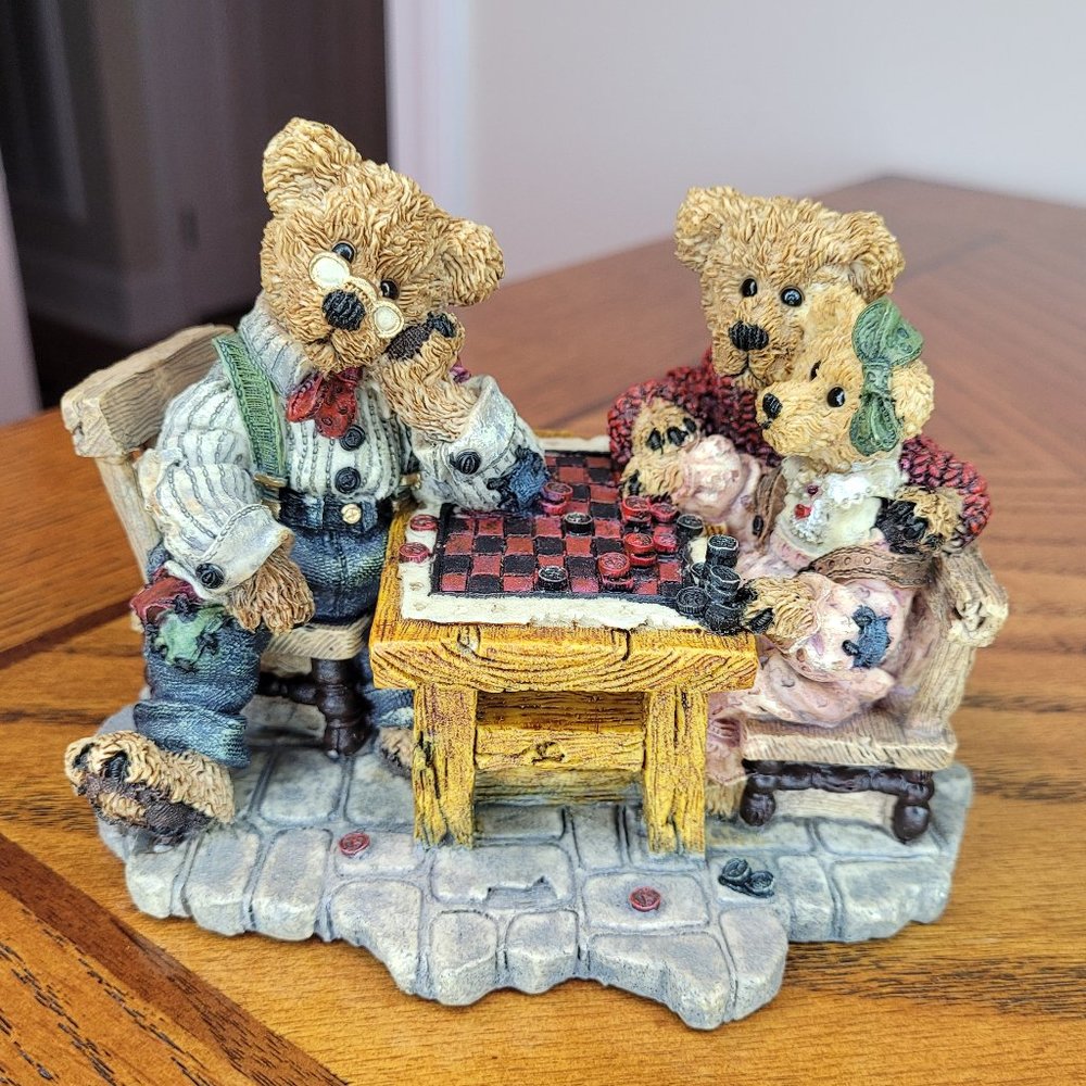 Boyds Bears Resin #2281 Grenville with Matt & Bailey "Sunday Afternoon"